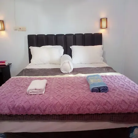Sulis Homestay